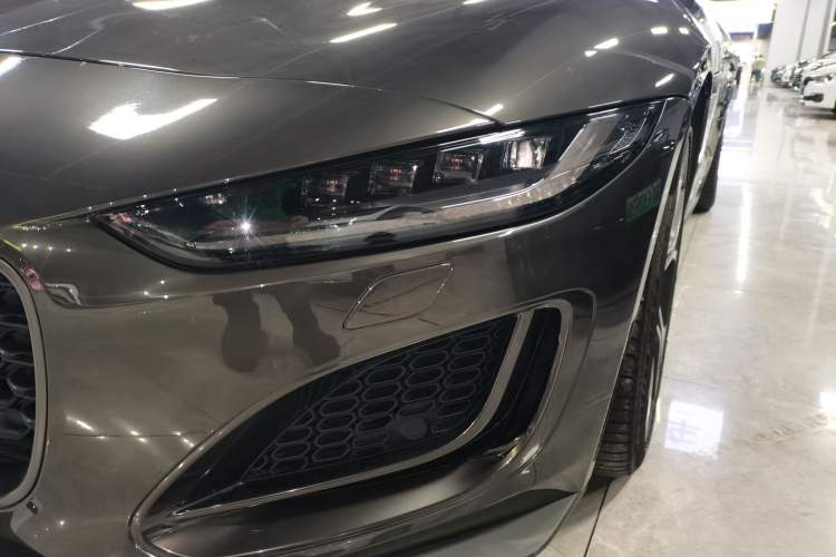Used Jaguar F-TYPE 2021 P300 Rear-Drive First Edition Hardtop Version Left Front Headlight
