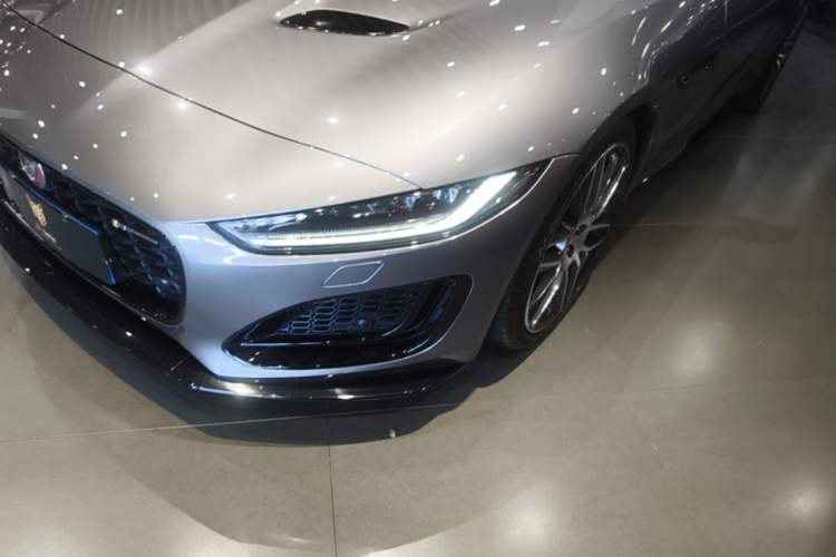 Used Jaguar F-TYPE 2021 P380 All-Wheel-Drive R-Dynamic Hardtop Version Left Front Headlight
