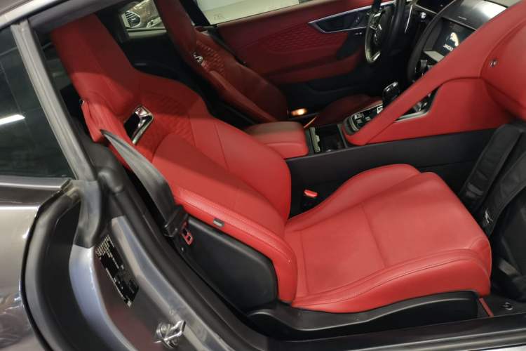 Used Jaguar F-TYPE 2021 P300 Rear-Drive First Edition Hardtop Version Right Front Seat