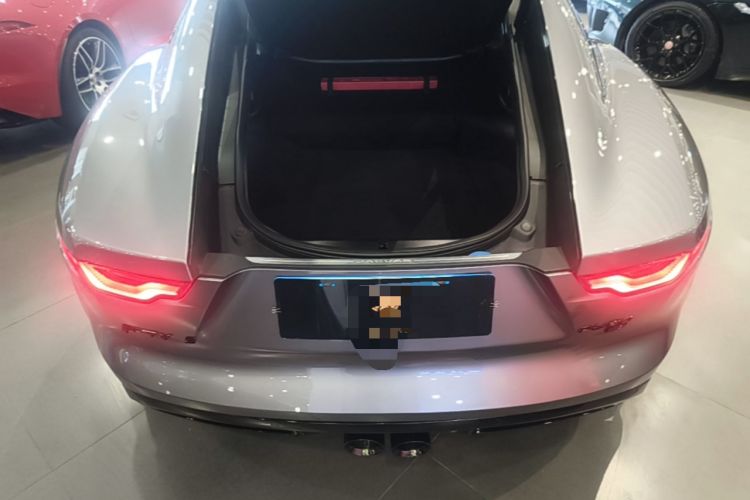 Used Jaguar F-TYPE 2021 P380 All-Wheel-Drive R-Dynamic Hardtop Version Trunk