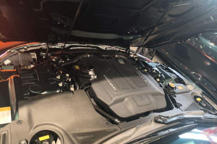 Used Jaguar F-TYPE 2021 P380 All-Wheel-Drive V6 Track Legend Edition Engine Bay