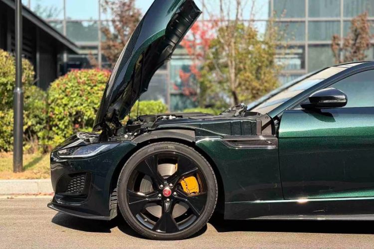 Used Jaguar F-TYPE 2021 P380 All-Wheel-Drive R-Dynamic Hardtop Version Exterior 7