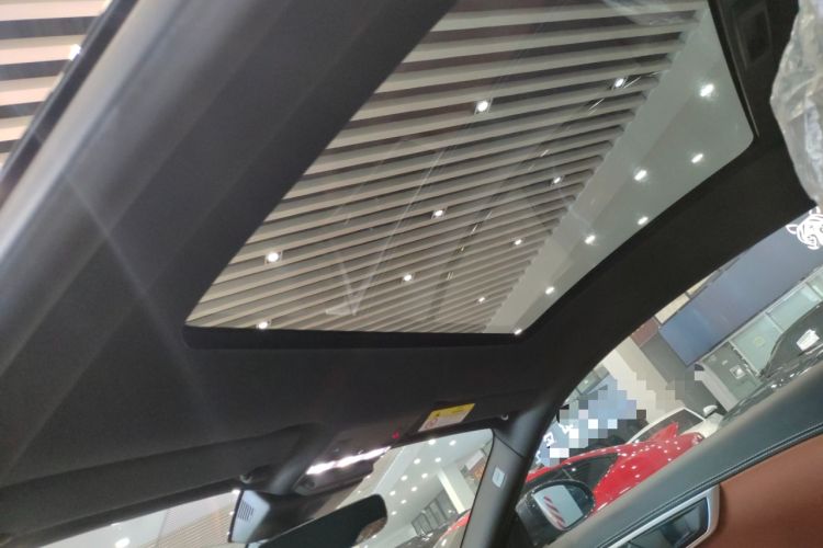 Used Jaguar F-TYPE 2021 P380 All-Wheel-Drive R-Dynamic Hardtop Version Headliner
