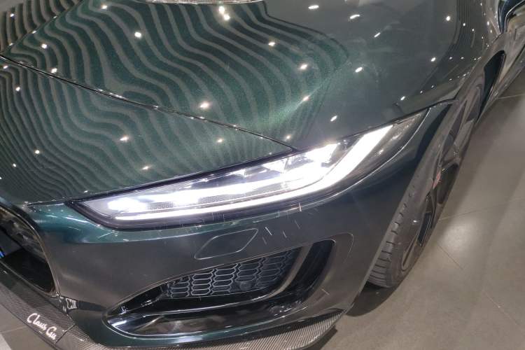 Used Jaguar F-TYPE 2021 P380 All-Wheel-Drive R-Dynamic Hardtop Version Left Front Headlight