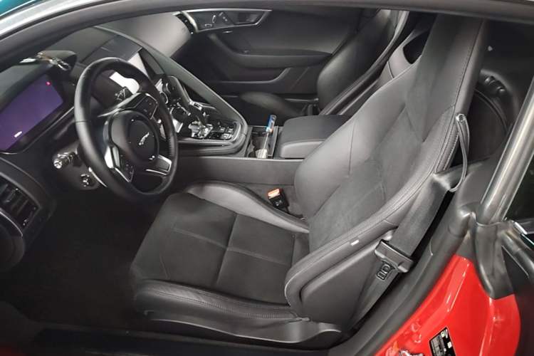 Used Jaguar F-TYPE 2021 P300 Rear-Drive Hardtop Version Left Front Seat