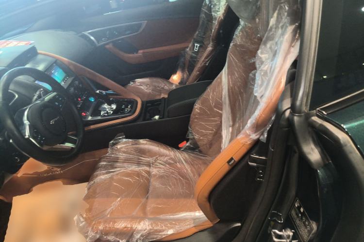 Used Jaguar F-TYPE 2021 P380 All-Wheel-Drive V6 Track Legend Edition Left Rear Seat