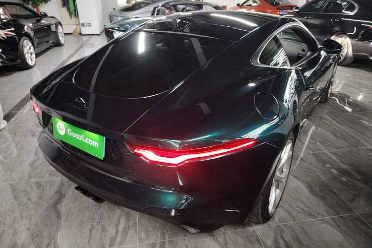 Used Jaguar F-TYPE 2021 P300 Rear-Drive Hardtop Version Rear Right 45 Deg