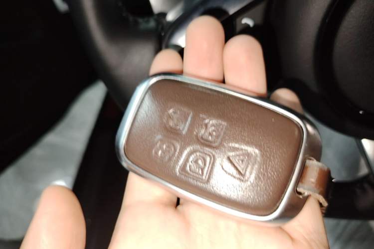 Used Jaguar F-TYPE 2021 P300 Rear-Drive Hardtop Version Vehicle Key