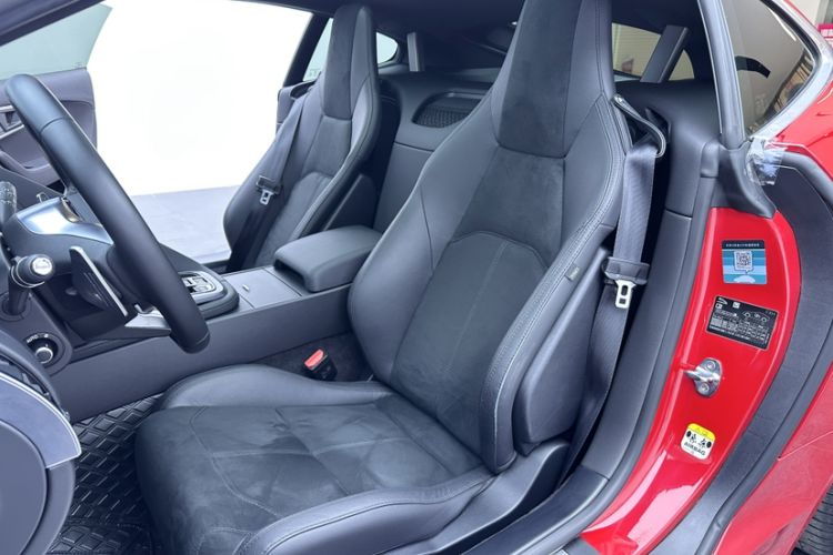 Used Jaguar F-TYPE 2021 P300 Rear-Drive Hardtop Version Left Front Seat