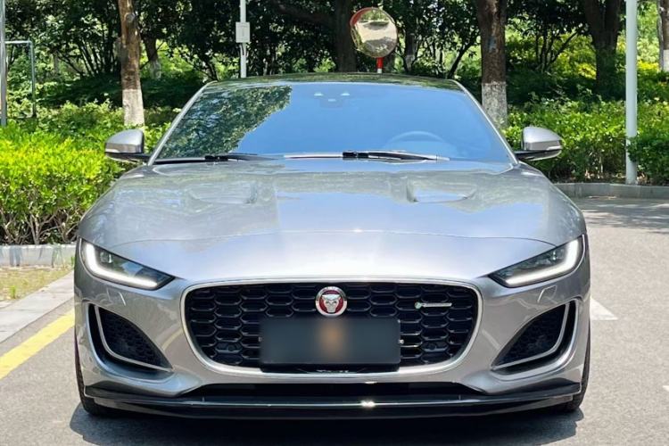 Used Jaguar F-TYPE 2021 P380 All-Wheel-Drive R-Dynamic Hardtop Version Exterior 4