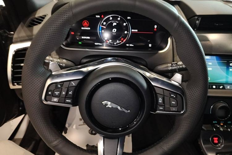 Used Jaguar F-TYPE 2021 P380 All-Wheel-Drive R-Dynamic Hardtop Version Steering Wheel