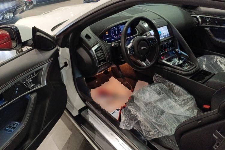 Used Jaguar F-TYPE 2021 P300 Rear-Drive First Edition Hardtop Version Driver Seat