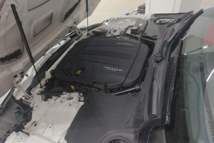 Used Jaguar F-TYPE 2021 P300 Rear-Drive First Edition Hardtop Version Engine Bay