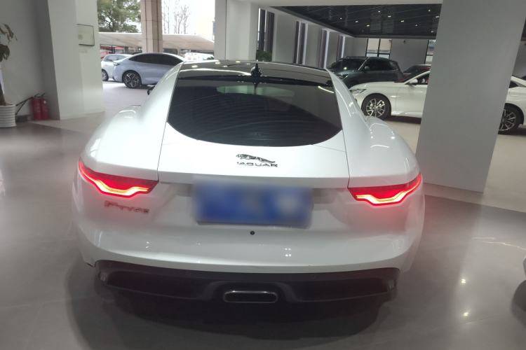 Used Jaguar F-TYPE 2021 P300 Rear-Drive First Edition Hardtop Version Exterior 4