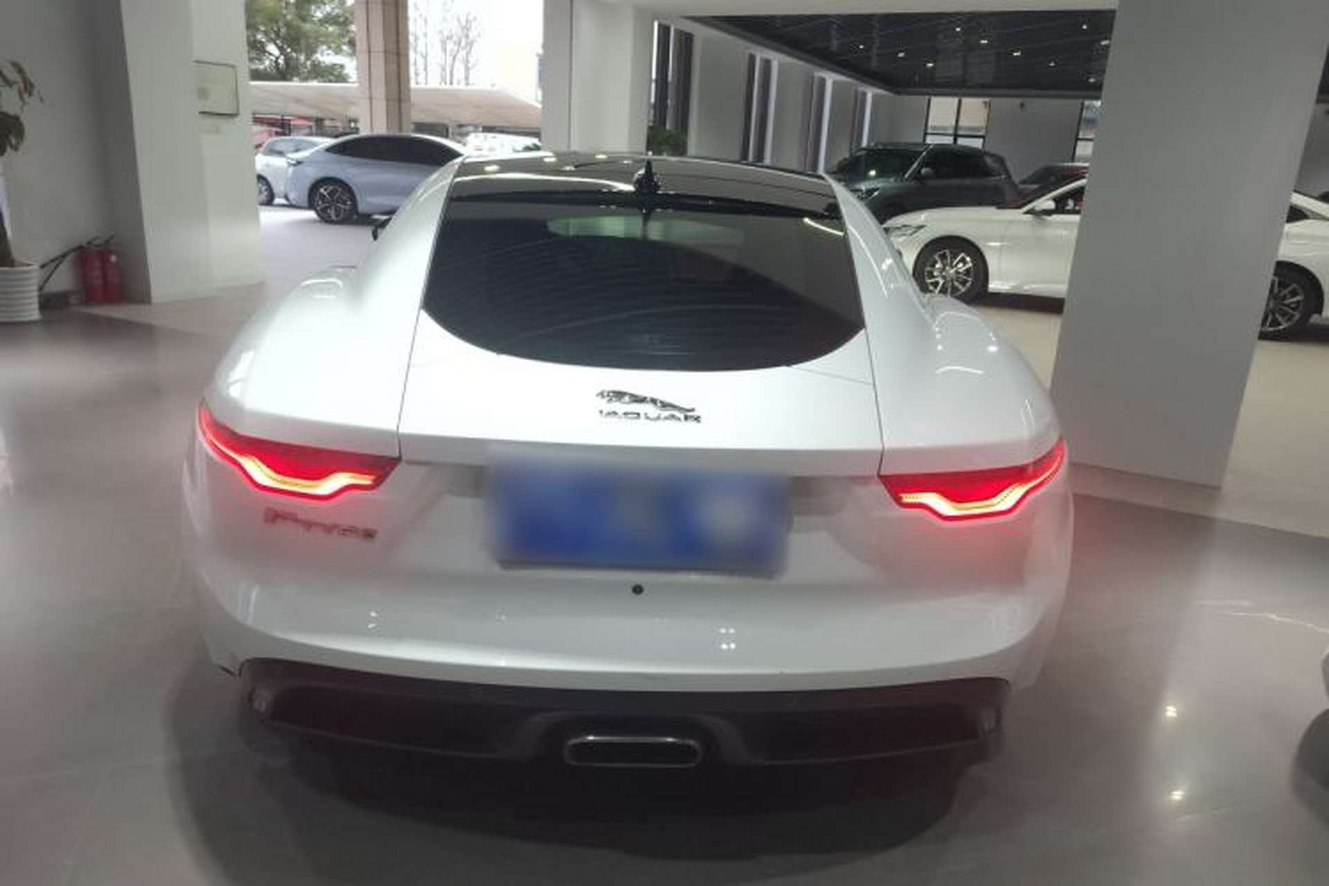 Used Jaguar F-TYPE 2021 P300 Rear-Drive First Edition Hardtop Version Exterior 4