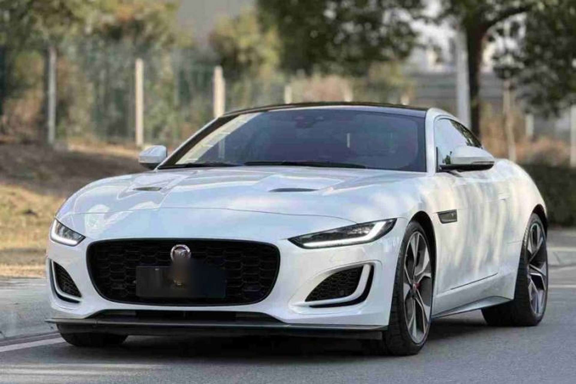 Used Jaguar F-TYPE 2021 P300 Rear-Drive First Edition Hardtop Version Front Left 45 Deg