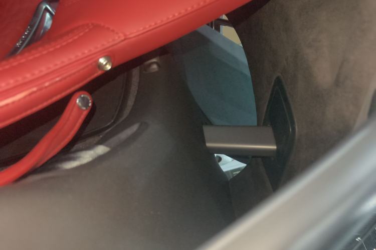Used Jaguar F-TYPE 2021 P300 Rear-Drive First Edition Hardtop Version Interior 4