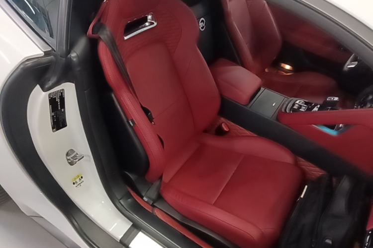 Used Jaguar F-TYPE 2021 P300 Rear-Drive First Edition Hardtop Version Right Front Seat