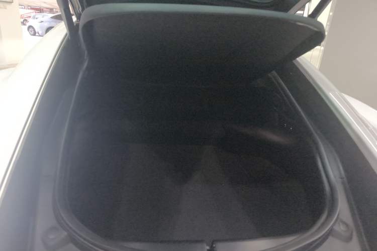 Used Jaguar F-TYPE 2021 P300 Rear-Drive First Edition Hardtop Version Trunk