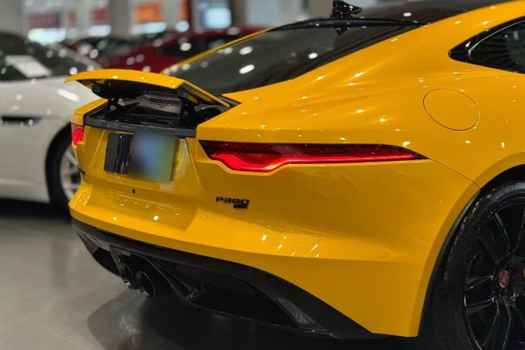 Used Jaguar F-TYPE 2021 P380 All-Wheel-Drive R-Dynamic Hardtop Version Exterior 7