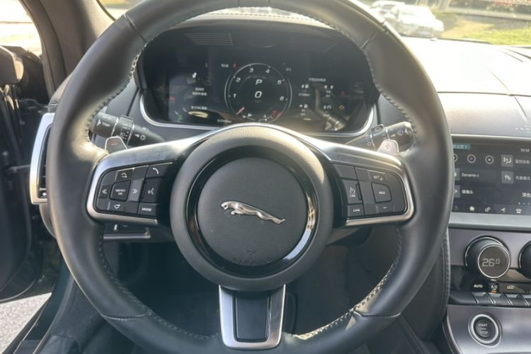Used Jaguar F-TYPE 2022 P300 Hardtop Version Interior 1