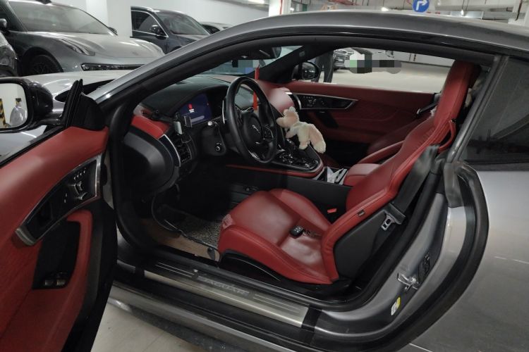 Used Jaguar F-TYPE 2022 P300 Hardtop Version R-DYNAMIC BLACK Driver Seat