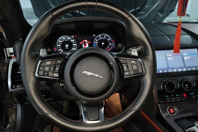 Used Jaguar F-TYPE 2022 P300 Hardtop Version R-DYNAMIC BLACK Steering Wheel