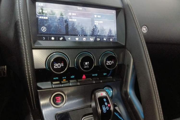 Used Jaguar F-TYPE 2022 P300 Convertible R-DYNAMIC BLACK Audio And AC Panel