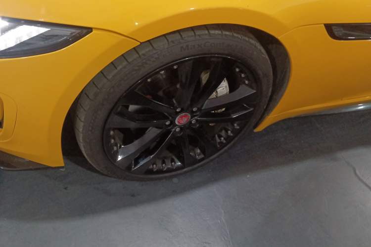 Used Jaguar F-TYPE 2022 P300 Convertible R-DYNAMIC BLACK Exterior 7