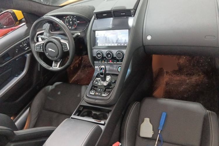 Used Jaguar F-TYPE 2022 P300 Convertible R-DYNAMIC BLACK Interior 2