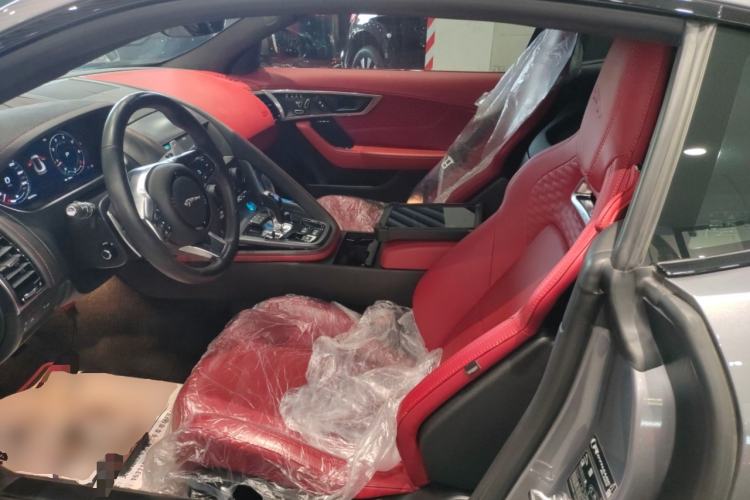 Used Jaguar F-TYPE 2023 P300 Hardtop Version R-DYNAMIC BLACK Interior 4