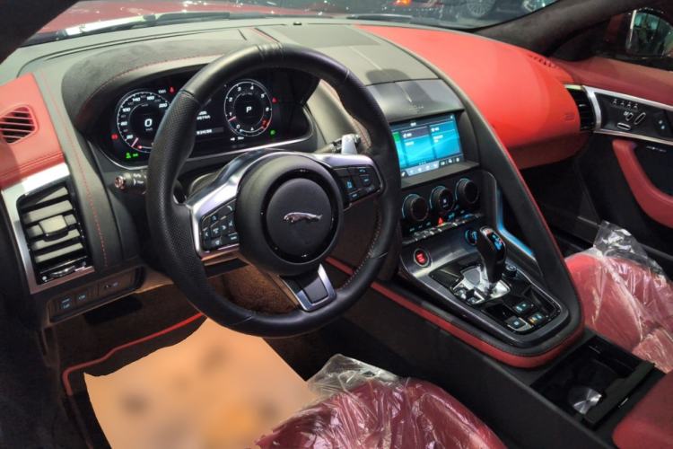 Used Jaguar F-TYPE 2023 P300 Hardtop Version R-DYNAMIC BLACK Center Console