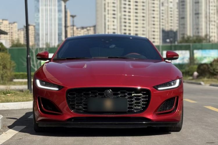 Used Jaguar F-TYPE 2023 P300 Hardtop Version R-DYNAMIC BLACK Exterior 4