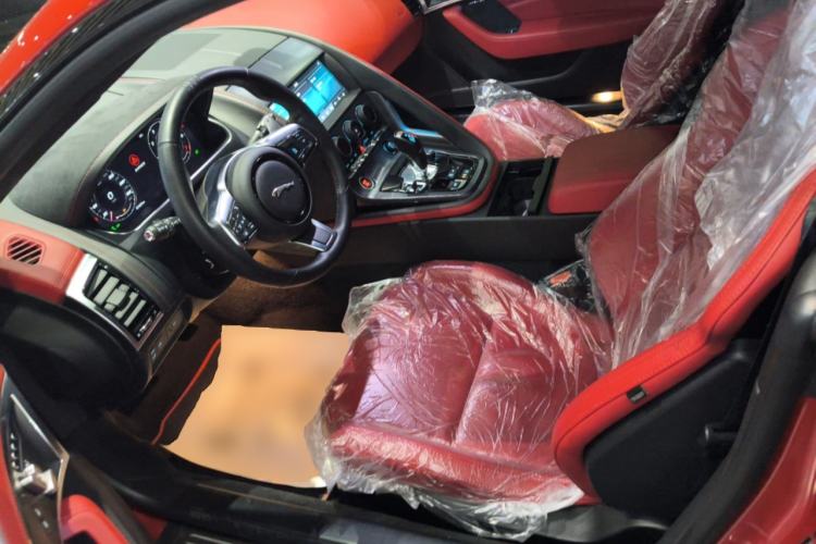 Used Jaguar F-TYPE 2023 P300 Hardtop Version R-DYNAMIC BLACK Left Front Seat