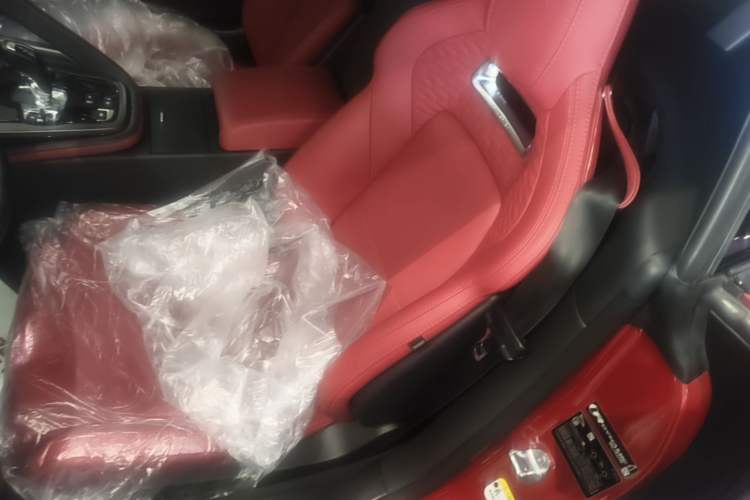 Used Jaguar F-TYPE 2023 P300 Hardtop Version R-DYNAMIC BLACK Left Front Seat