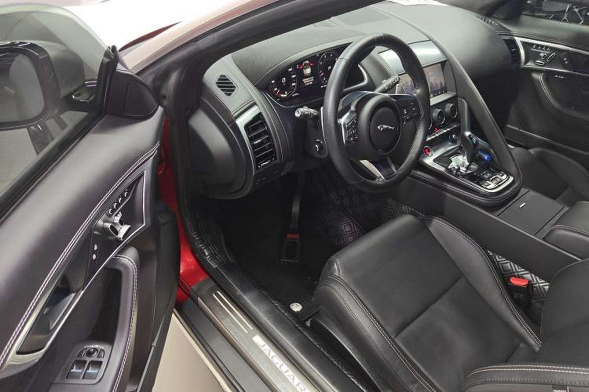 Used Jaguar F-TYPE 2023 P300 Convertible R-DYNAMIC BLACK Driver Seat