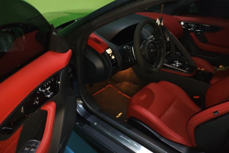 Used Jaguar F-TYPE 2024 P300 75th Anniversary Limited-Edition Hardtop Version Driver Seat