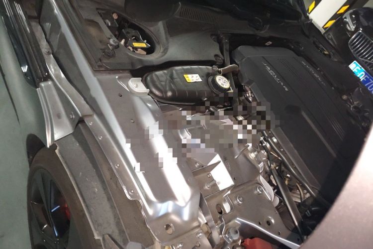 Used Jaguar F-TYPE 2024 P300 75th Anniversary Limited-Edition Hardtop Version Engine Bay Right