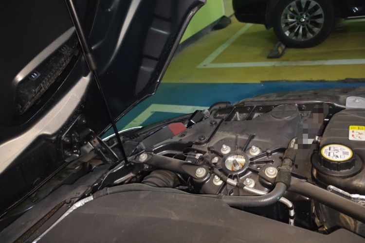 Used Jaguar F-TYPE 2024 P300 75th Anniversary Limited-Edition Hardtop Version Engine Bay Right