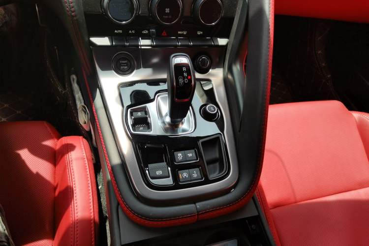 Used Jaguar F-TYPE 2024 P300 75th Anniversary Limited-Edition Hardtop Version Gear Lever