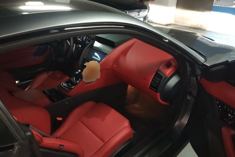 Used Jaguar F-TYPE 2024 P300 75th Anniversary Limited-Edition Hardtop Version Left Rear Seat