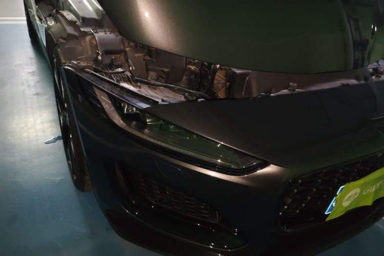 Used Jaguar F-TYPE 2024 P300 75th Anniversary Limited-Edition Hardtop Version Right Front Headlight