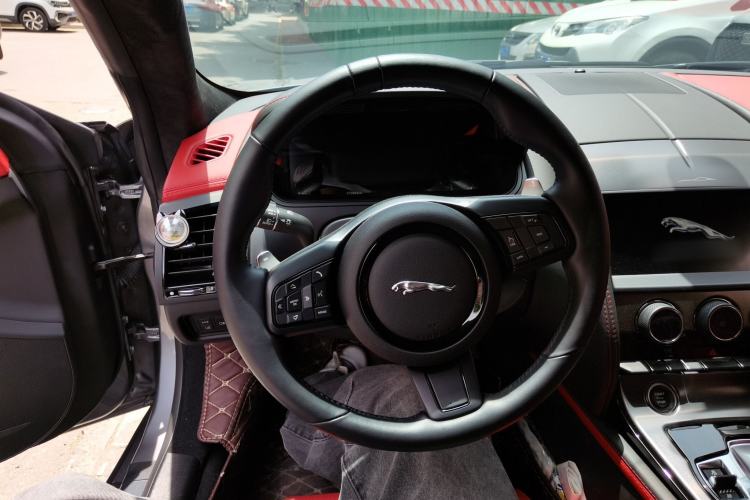 Used Jaguar F-TYPE 2024 P300 75th Anniversary Limited-Edition Hardtop Version Steering Wheel