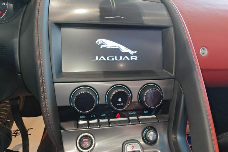 Used Jaguar F-TYPE 2024 P300 75th Anniversary Collector's Convertible Edition Audio And AC Panel