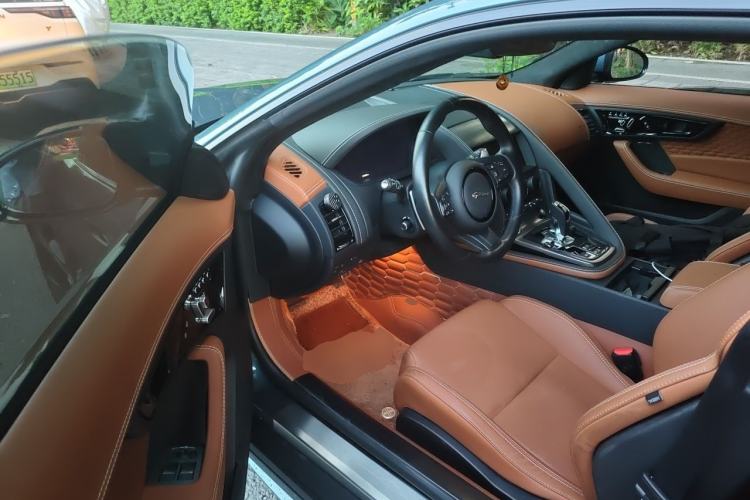 Used Jaguar F-TYPE 2024 P300 75th Anniversary Limited-Edition Hardtop Version Driver Seat
