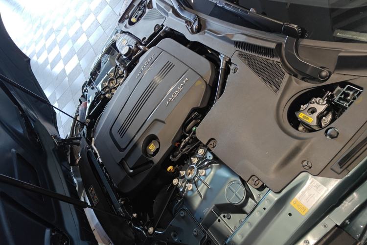 Used Jaguar F-TYPE 2024 P300 75th Anniversary Collector's Convertible Edition Engine Bay