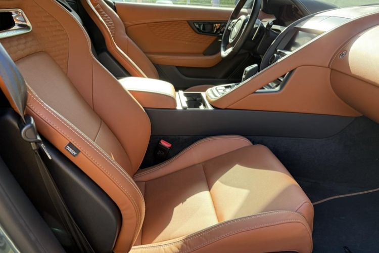 Used Jaguar F-TYPE 2024 P300 75th Anniversary Limited-Edition Hardtop Version Interior 7