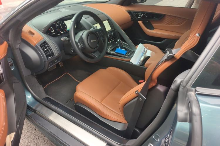 Used Jaguar F-TYPE 2024 P300 75th Anniversary Limited-Edition Hardtop Version Left Front Seat