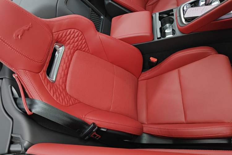 Used Jaguar F-TYPE 2024 P300 75th Anniversary Collector's Convertible Edition Right Front Seat