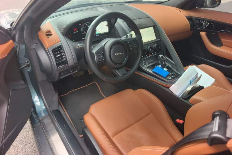 Used Jaguar F-TYPE 2024 P300 75th Anniversary Limited-Edition Hardtop Version Steering Wheel